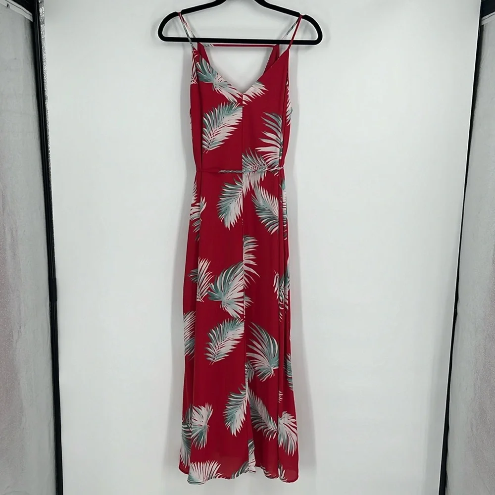 Forever 21 Contemporary Red Tropical Print Maxi Dress Size Small